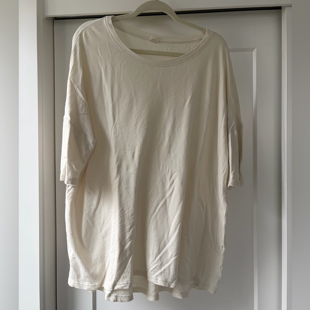 Goumi Women’s Cream Oversized T-Shirt
